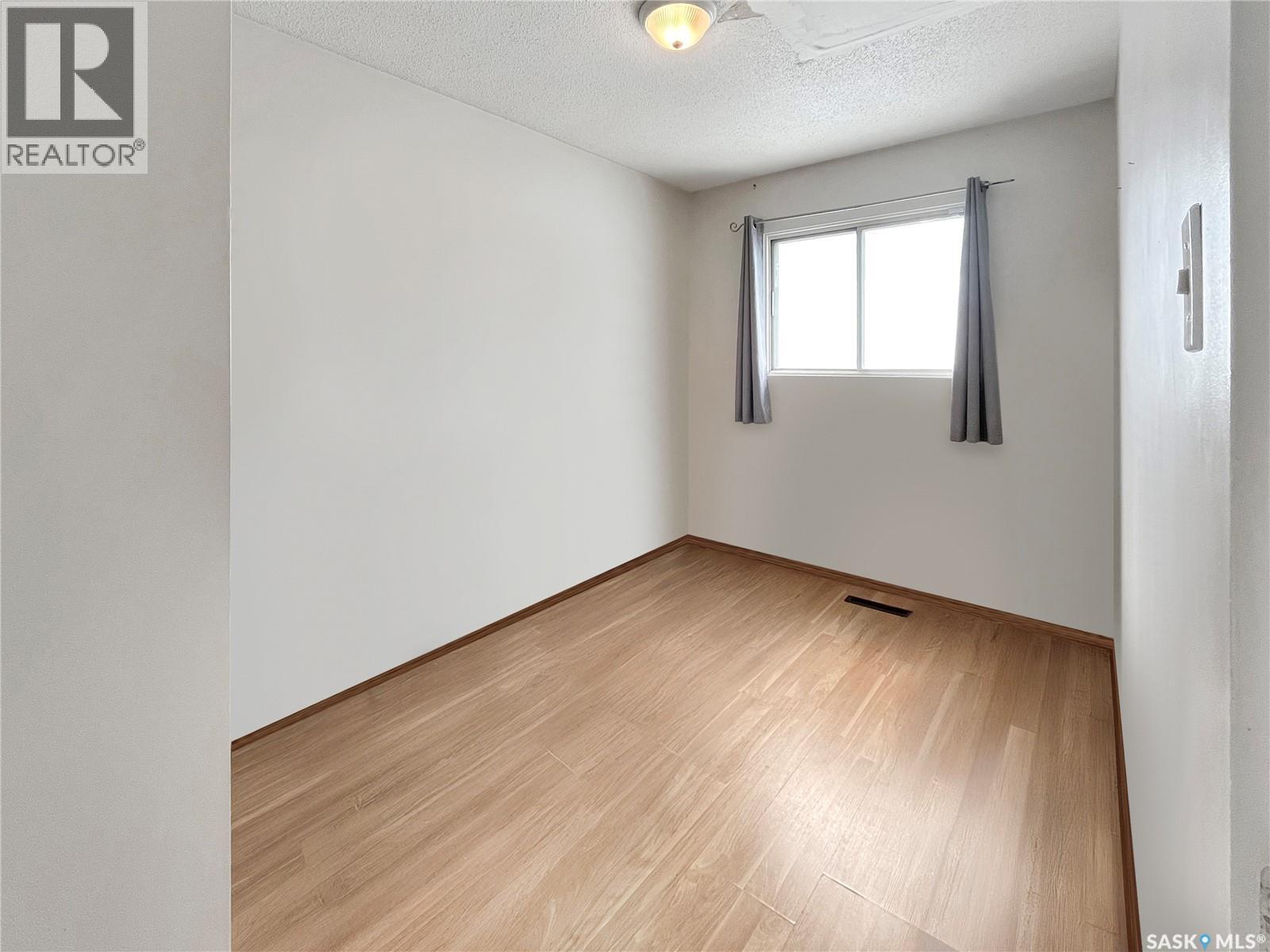 1787 13th Street W, Prince Albert, Saskatchewan  S6V 3K2 - Photo 7 - SK043719
