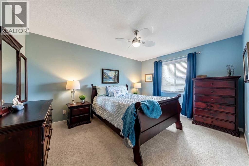 1065 Hillcrest Lane Sw, Airdrie, Alberta  T4B 3R6 - Photo 11 - A2323387