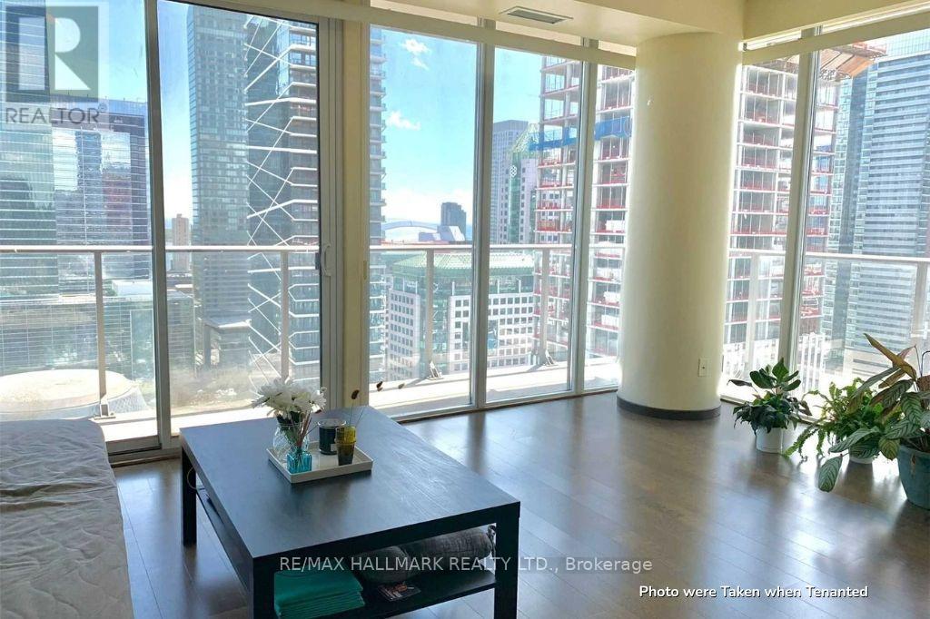 2703 - 126 Simcoe Street, Toronto, Ontario  M5H 4E6 - Photo 7 - C13614010