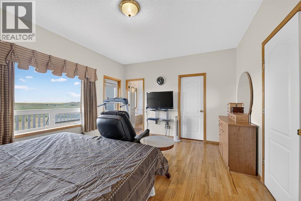 6 Meadow Ridge Bay, Conrich, Alberta  T1Z 0J2 - Photo 28 - A2332751