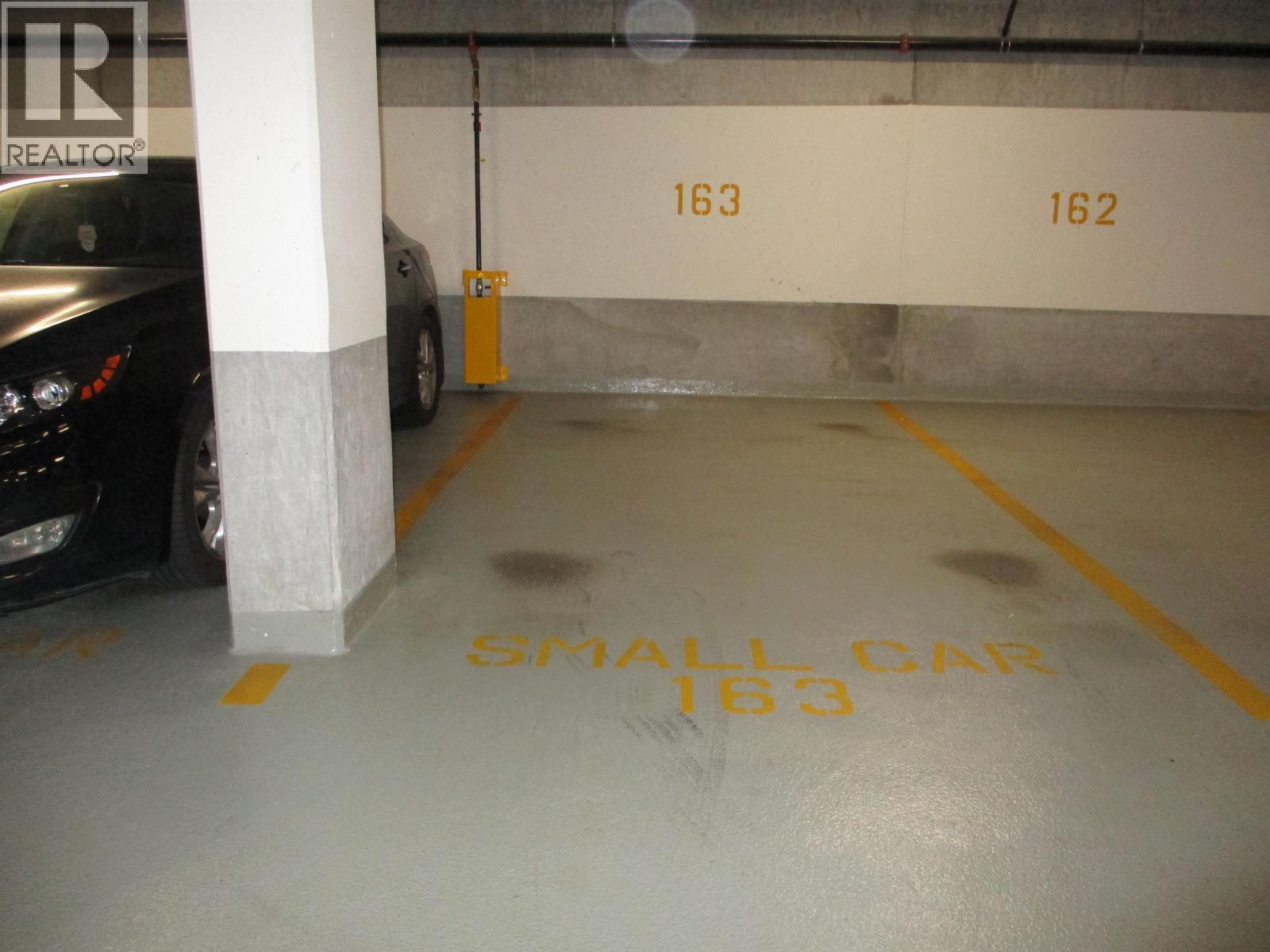2304 3100 Windsor Gate, Coquitlam, British Columbia  V3B 0P3 - Photo 11 - R3150739