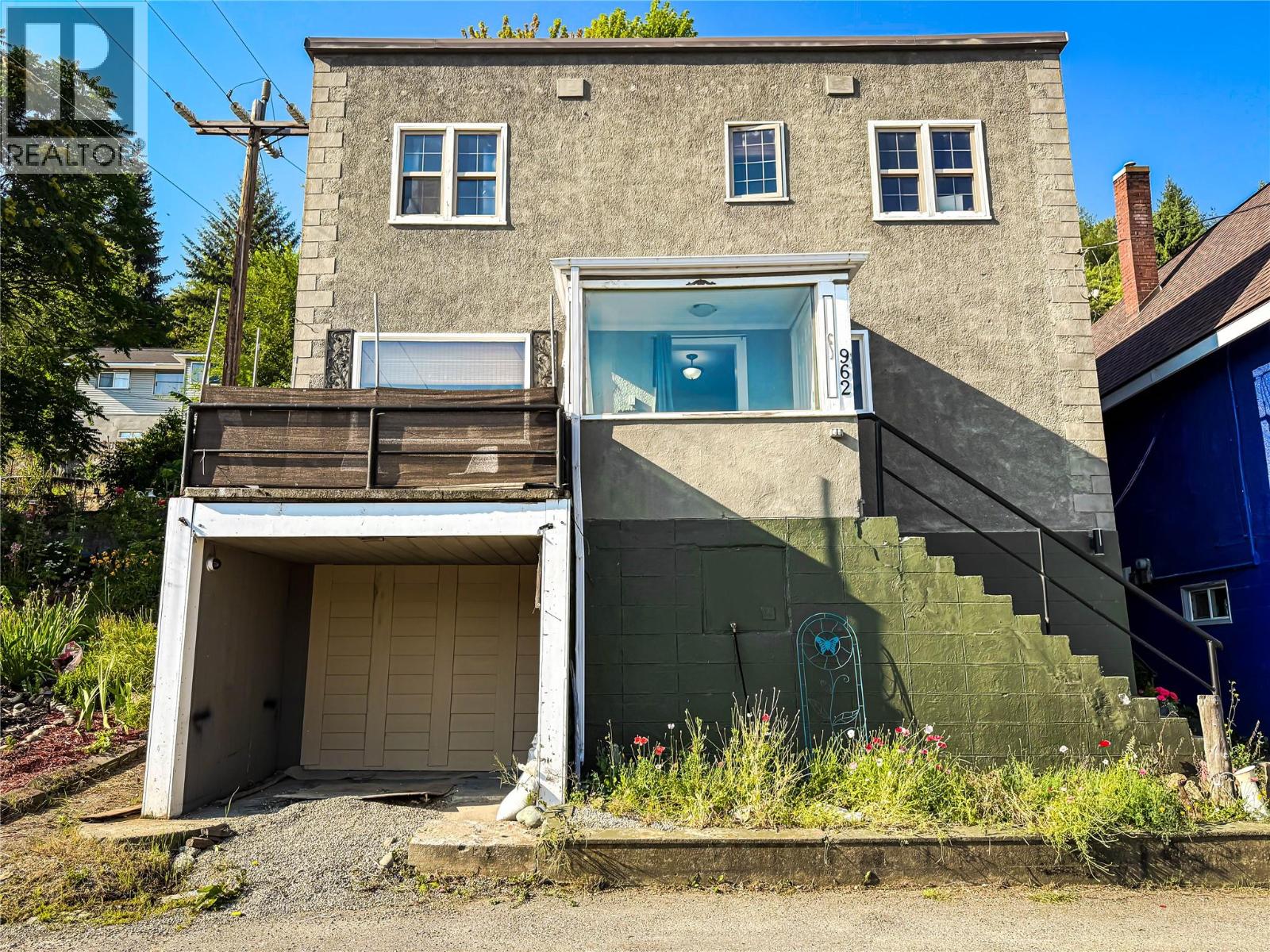 962 Nelson Avenue, Trail, British Columbia  V1R 3H2 - Photo 2 - 10396153