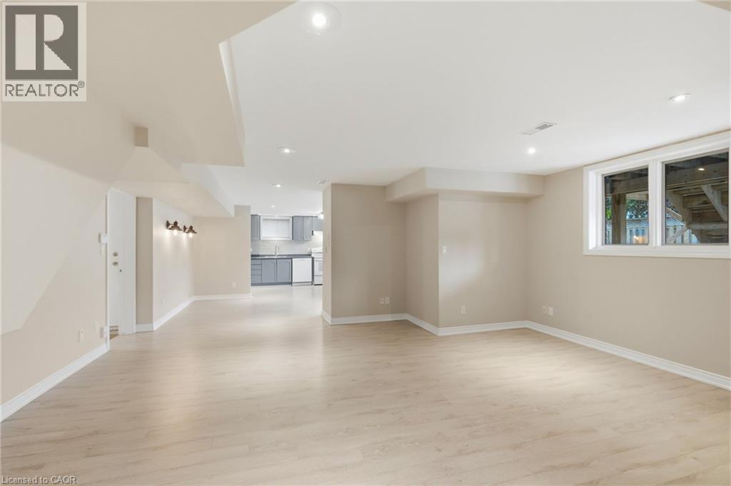 5 Manor Crescent, Grimsby, Ontario  L3M 5J9 - Photo 29 - 40846426