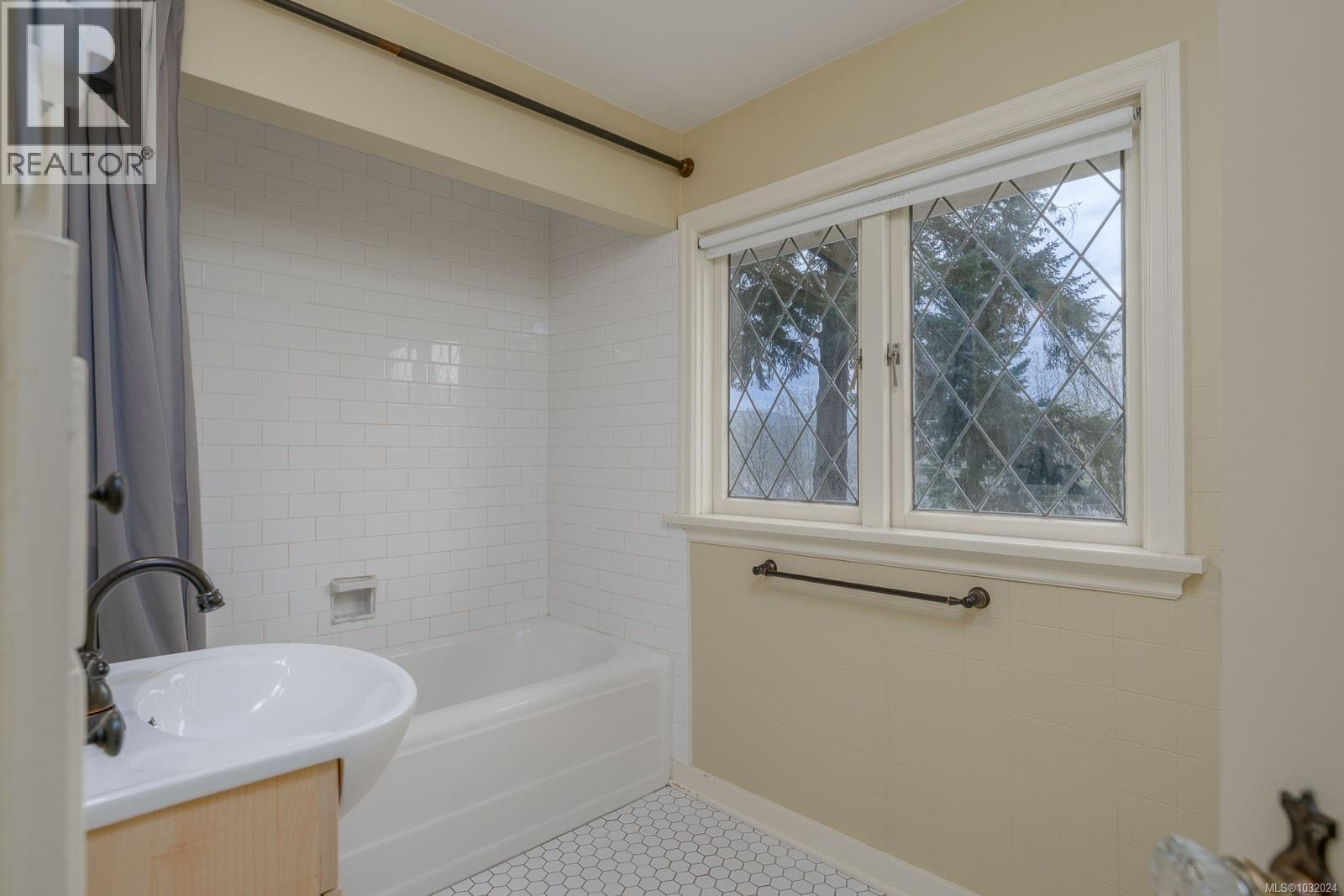 4749 Leslie Ave, Port Alberni, British Columbia  V9Y 6R8 - Photo 31 - 1032024