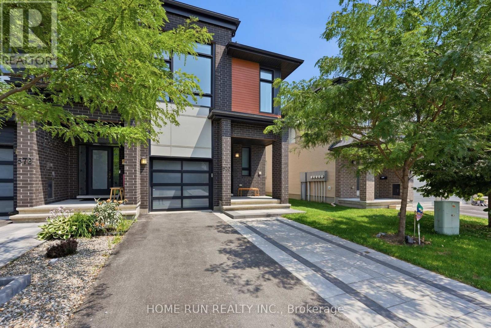 570 Triangle Street, Ottawa, Ontario  K2V 0M1 - Photo 2 - X13615356
