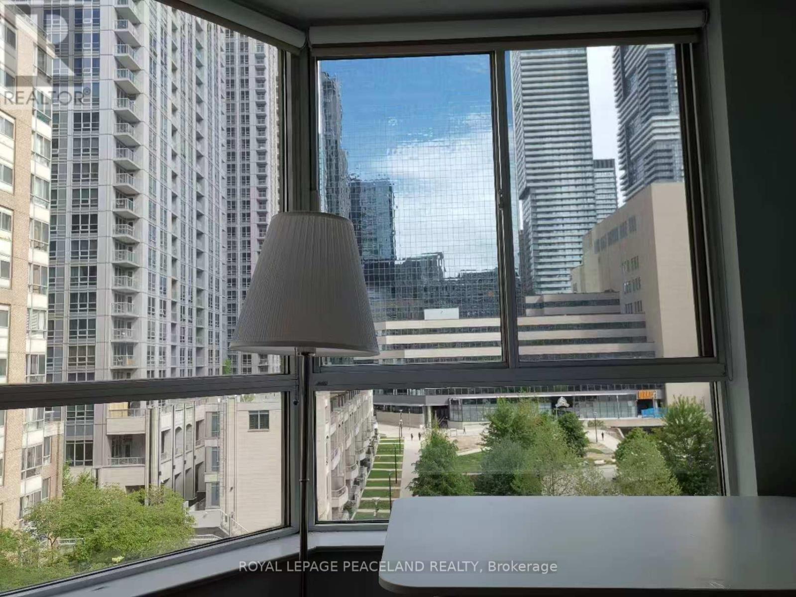 704 - 44 Gerrard Street W, Toronto, Ontario  M5G 2K2 - Photo 11 - C13615342