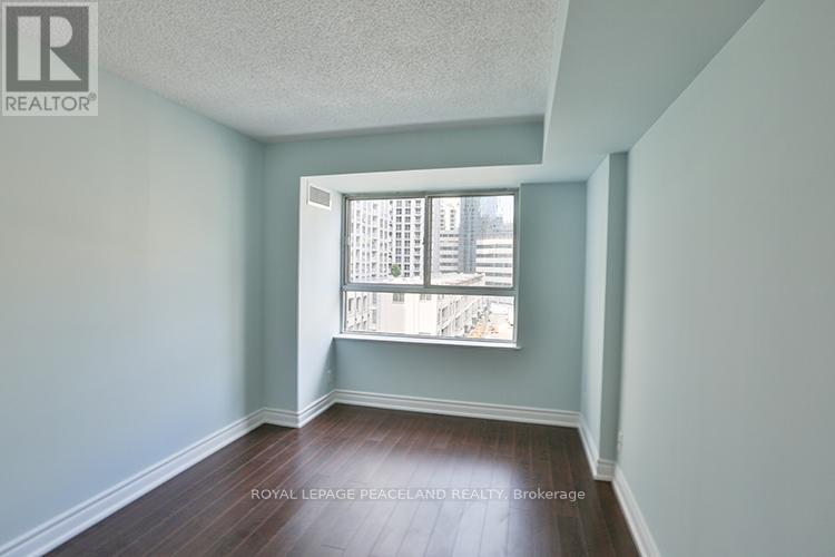 704 - 44 Gerrard Street W, Toronto, Ontario  M5G 2K2 - Photo 13 - C13615342