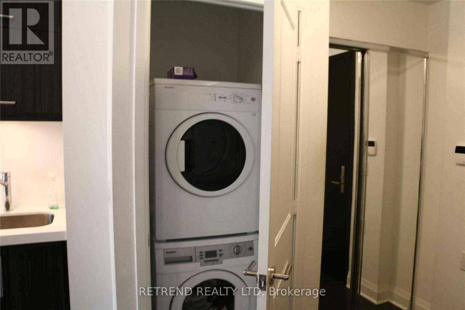 1201 - 1080 Bay Street, Toronto, Ontario  M5S 0A5 - Photo 6 - C13615370
