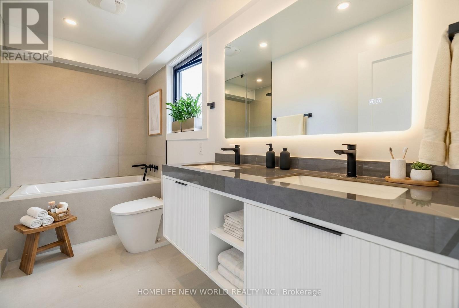 Laneway - 679 Gladstone Avenue, Toronto, Ontario  M6H 3J5 - Photo 12 - W13615372