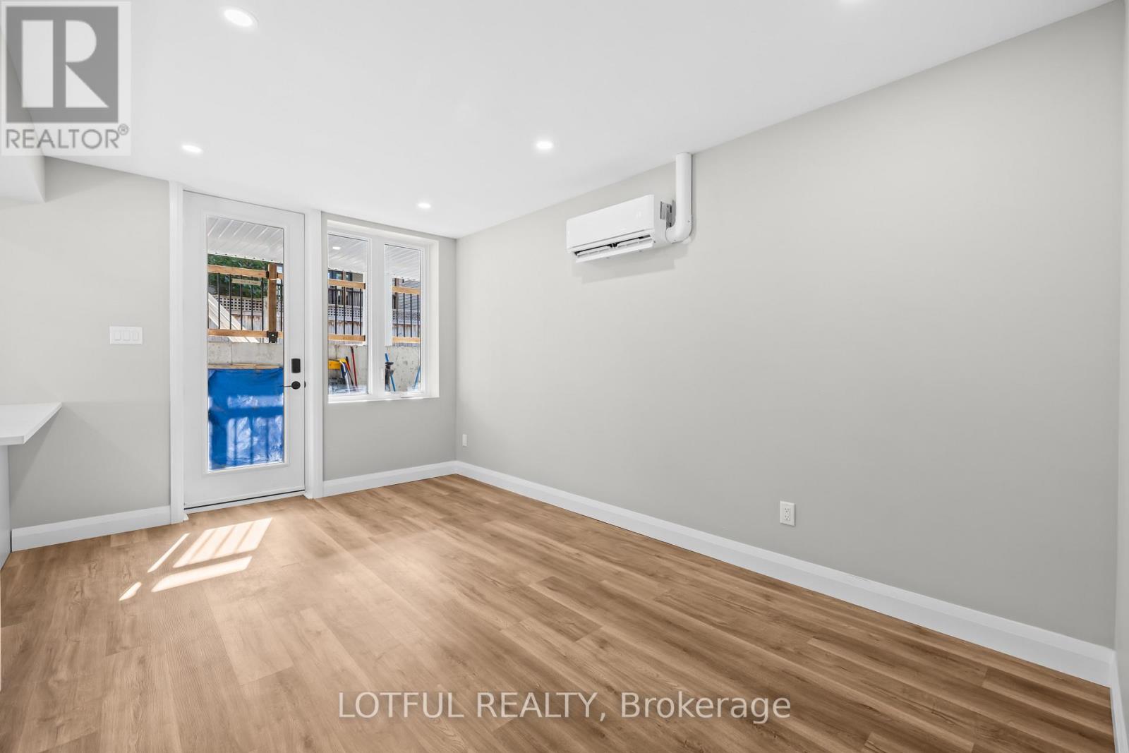 A - 516 Tweedsmuir Avenue W, Ottawa, Ontario  K1Z 5N9 - Photo 4 - X13615402