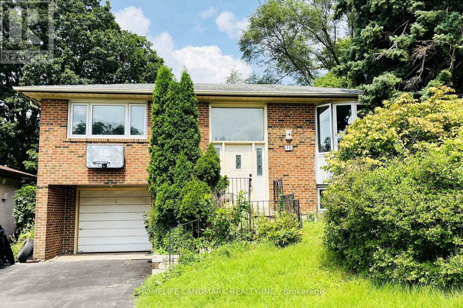 MAIN - 16 LOCHINVAR CRESCENT, Toronto, Ontario