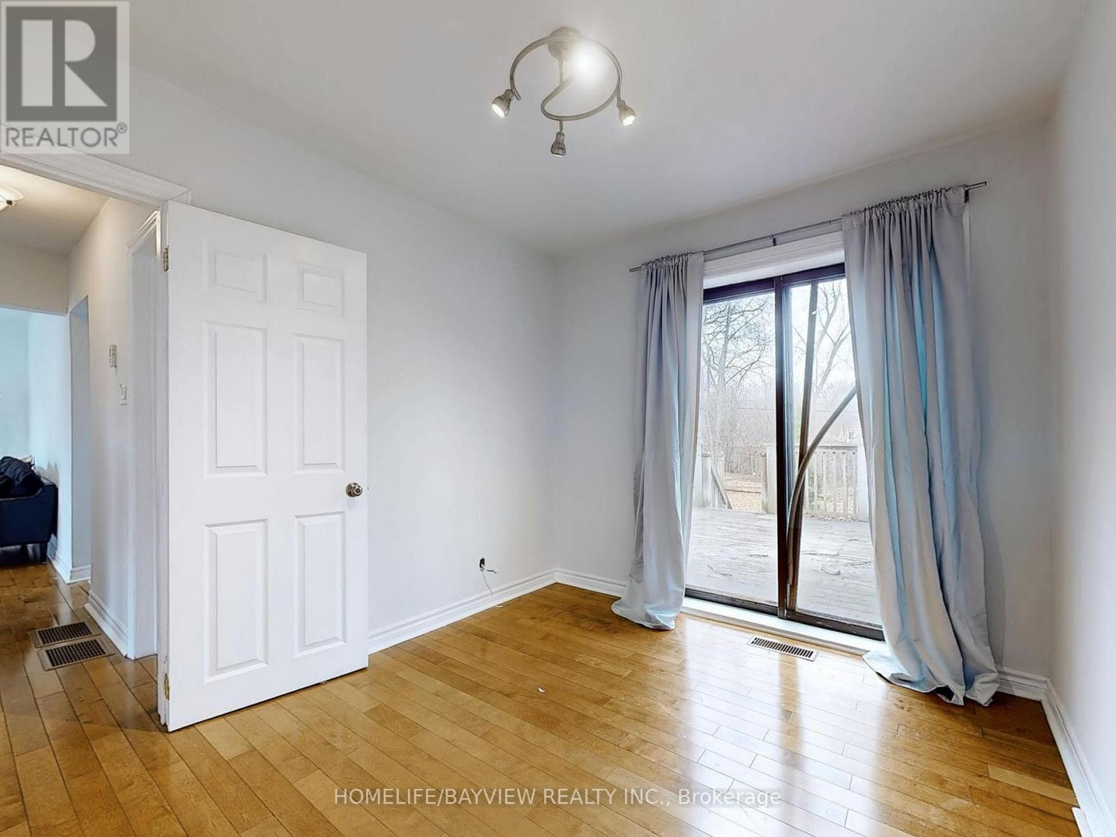 60 Bevdale Road, Toronto, Ontario  M2R 1L7 - Photo 11 - C13615412