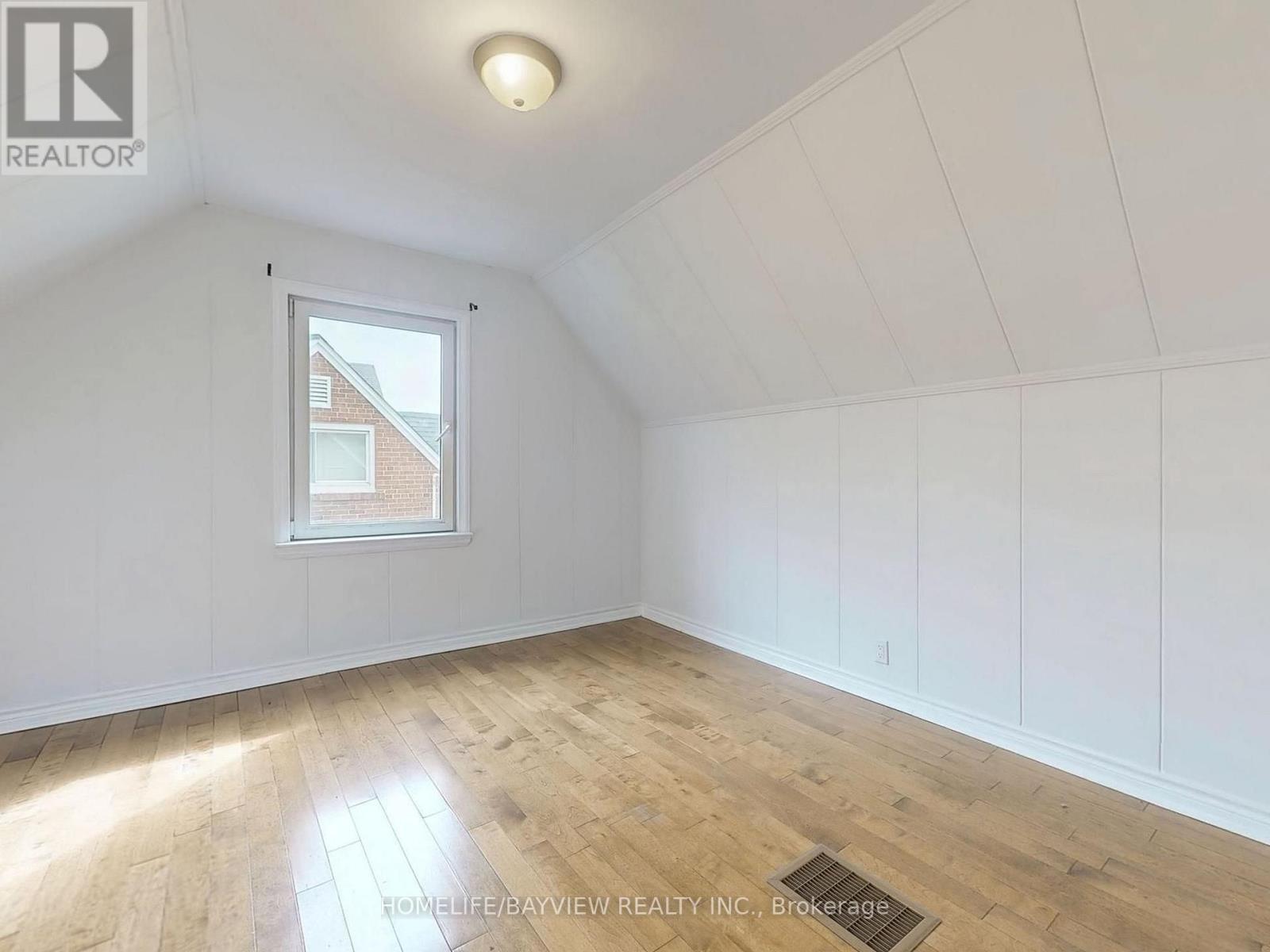 60 Bevdale Road, Toronto, Ontario  M2R 1L7 - Photo 17 - C13615412
