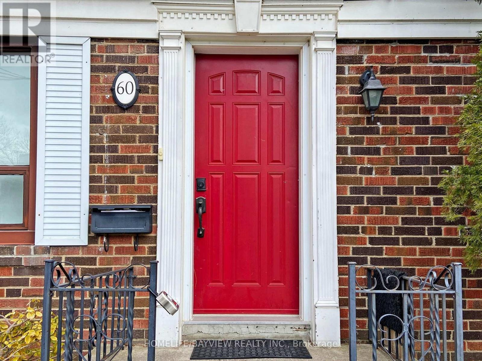 60 Bevdale Road, Toronto, Ontario  M2R 1L7 - Photo 3 - C13615412