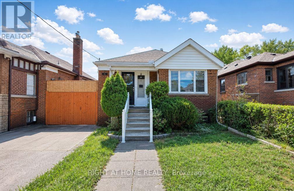 1788 KEELE STREET, Toronto, Ontario
