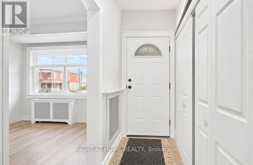 1788 Keele Street, Toronto, Ontario  M6M 3X1 - Photo 4 - W13615408
