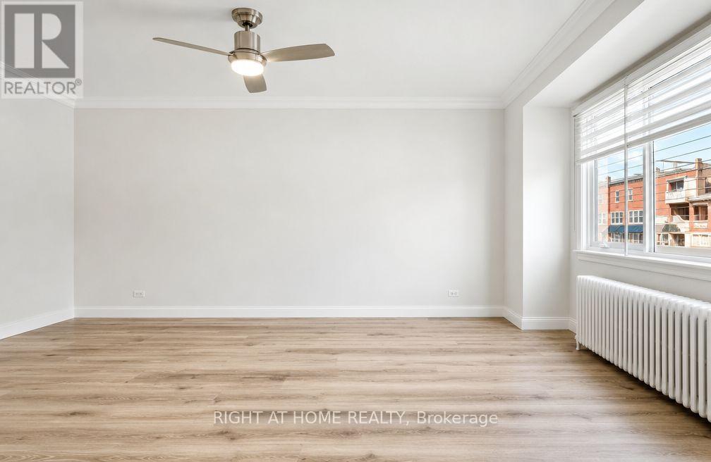 1788 Keele Street, Toronto, Ontario  M6M 3X1 - Photo 5 - W13615408