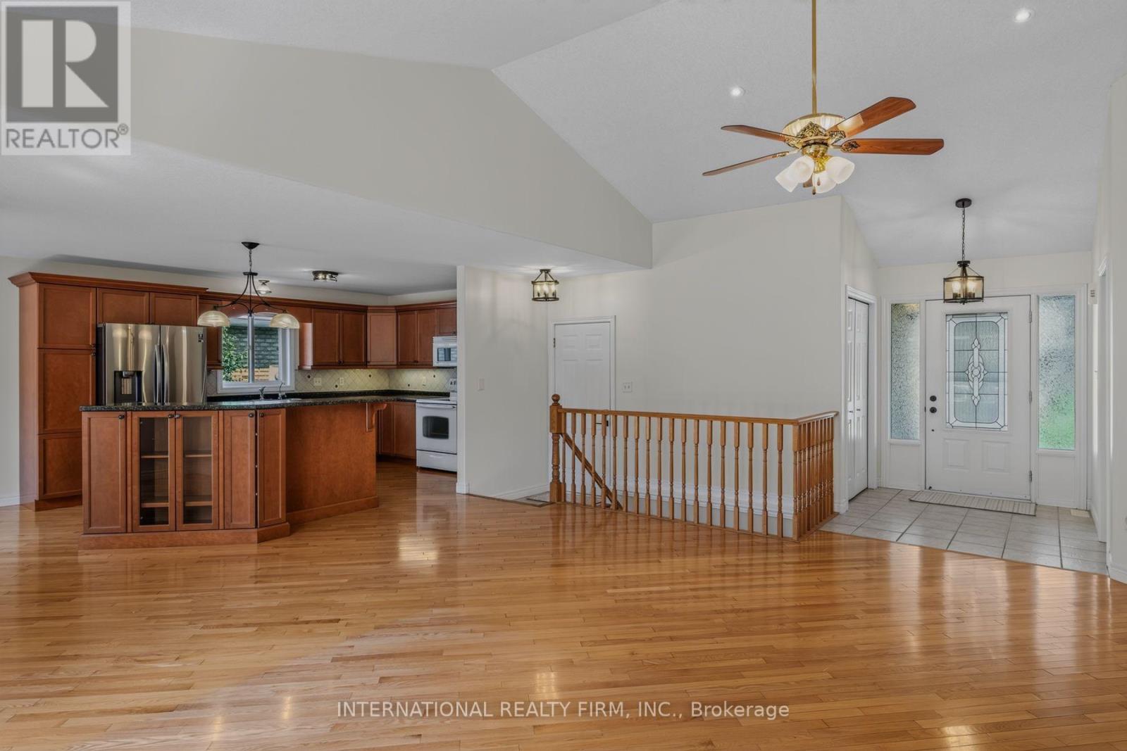 18 Sea Breeze Drive, Norfolk, Ontario  N0A 1N7 - Photo 12 - X13615390