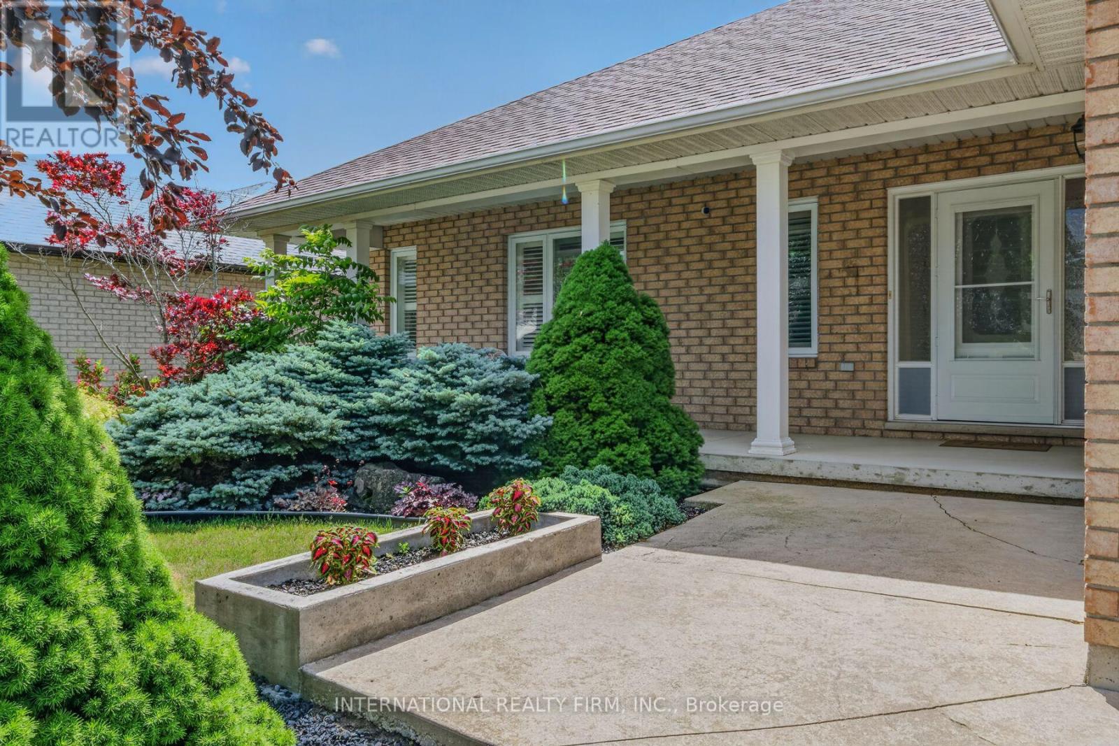 18 Sea Breeze Drive, Norfolk, Ontario  N0A 1N7 - Photo 3 - X13615390