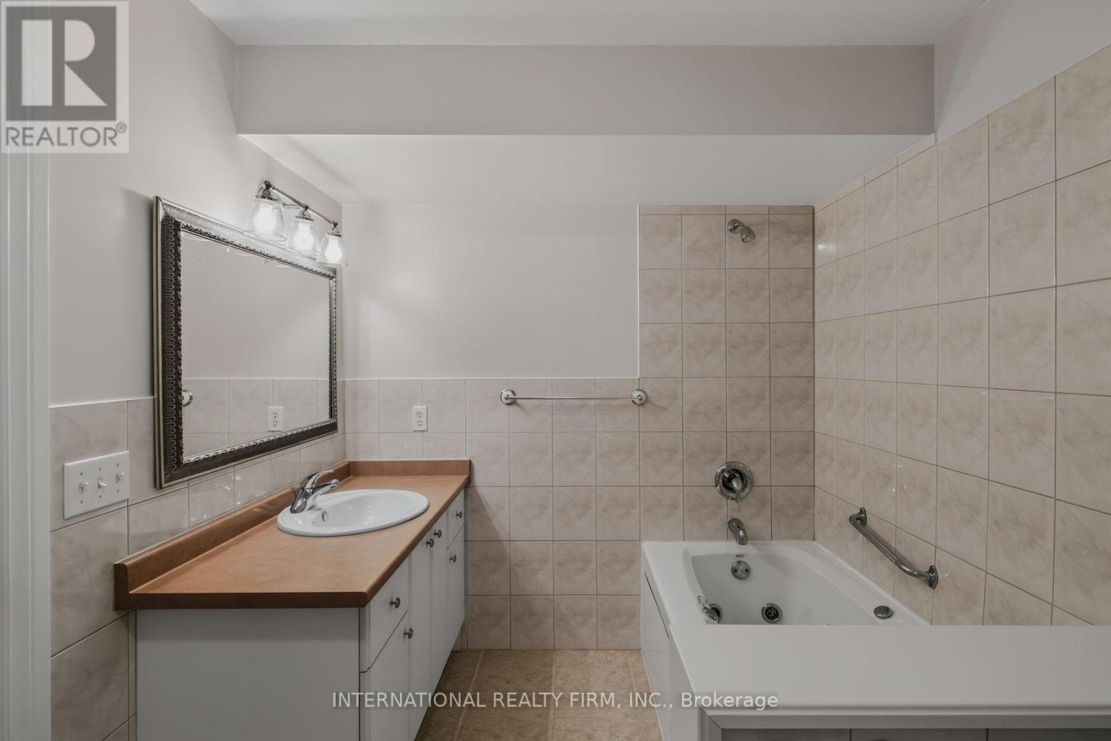 18 Sea Breeze Drive, Norfolk, Ontario  N0A 1N7 - Photo 35 - X13615390