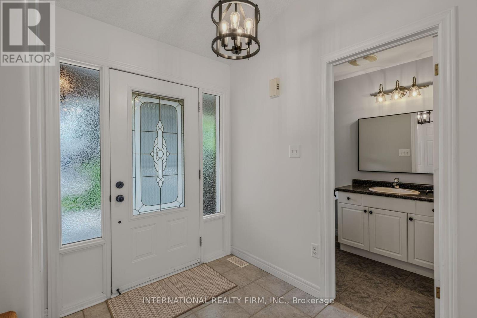 18 Sea Breeze Drive, Norfolk, Ontario  N0A 1N7 - Photo 6 - X13615390