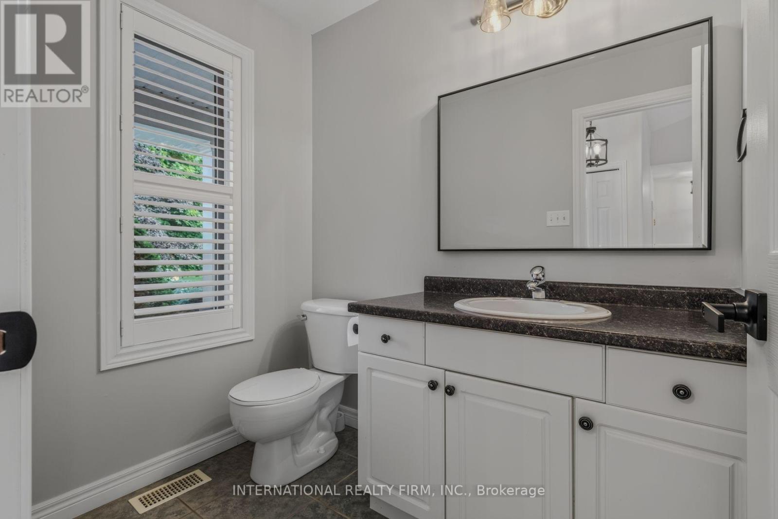 18 Sea Breeze Drive, Norfolk, Ontario  N0A 1N7 - Photo 7 - X13615390