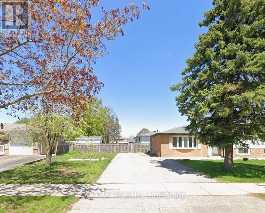UPPER - 4 MARKWOOD DRIVE, Kitchener, Ontario