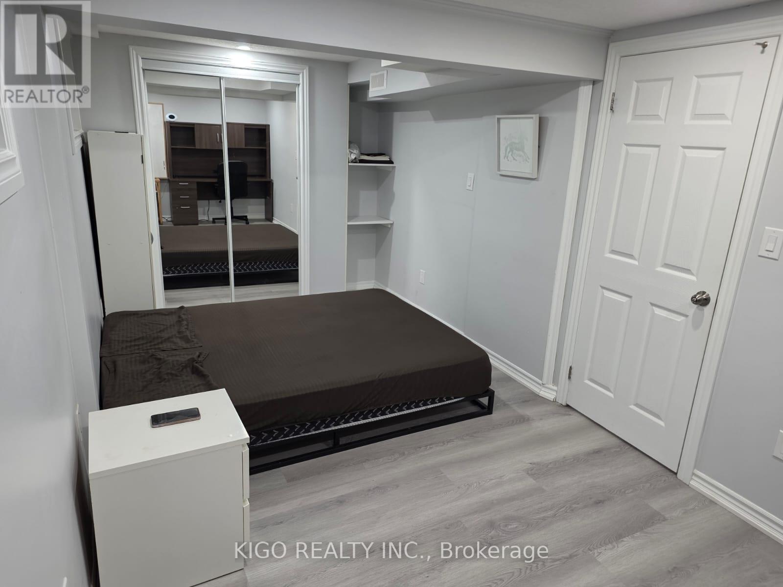 Lower - 4 Markwood Drive, Kitchener, Ontario  N2M 2H4 - Photo 8 - X13615418