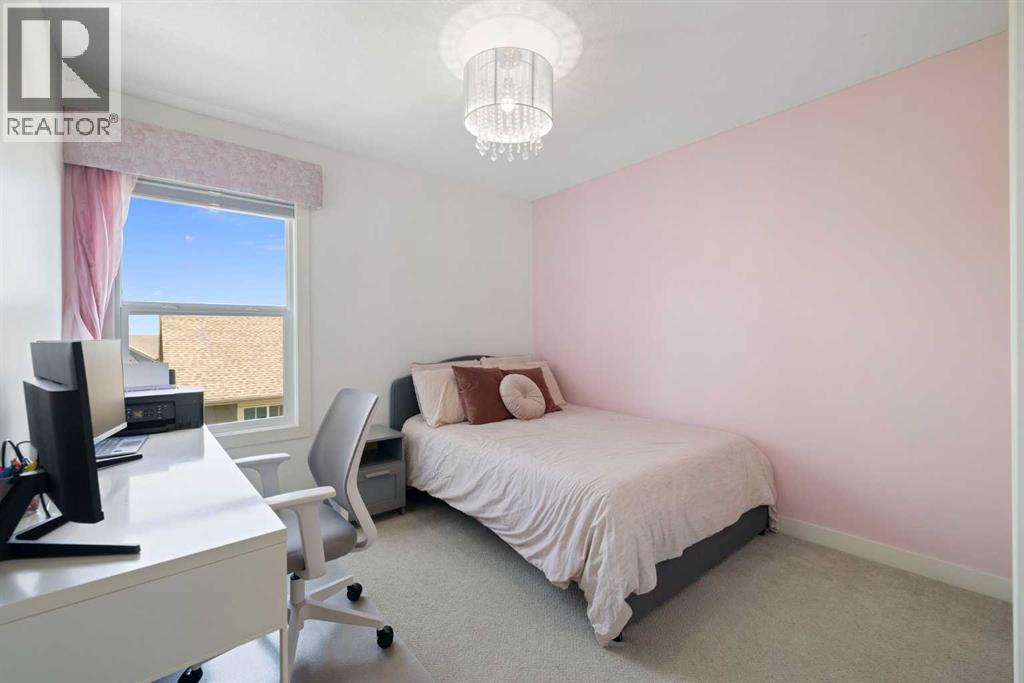 94 Masters Mews SE, Calgary, Alberta  T3M 2B4 - Photo 25 - A2330449