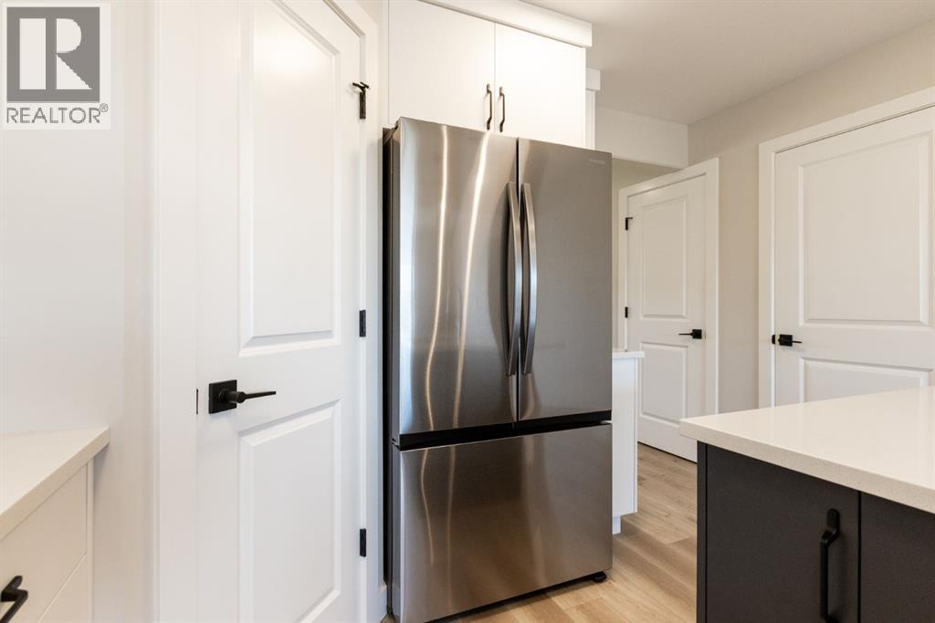 250 Halifax Close, Penhold, Alberta  T0M 1R0 - Photo 19 - A2325389