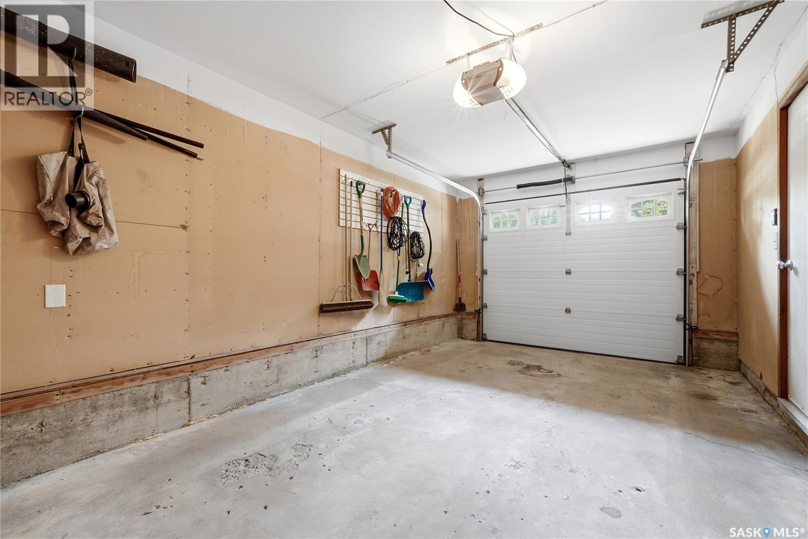 850 Rink Avenue, Regina, Saskatchewan  S4X 1W1 - Photo 26 - SK043844