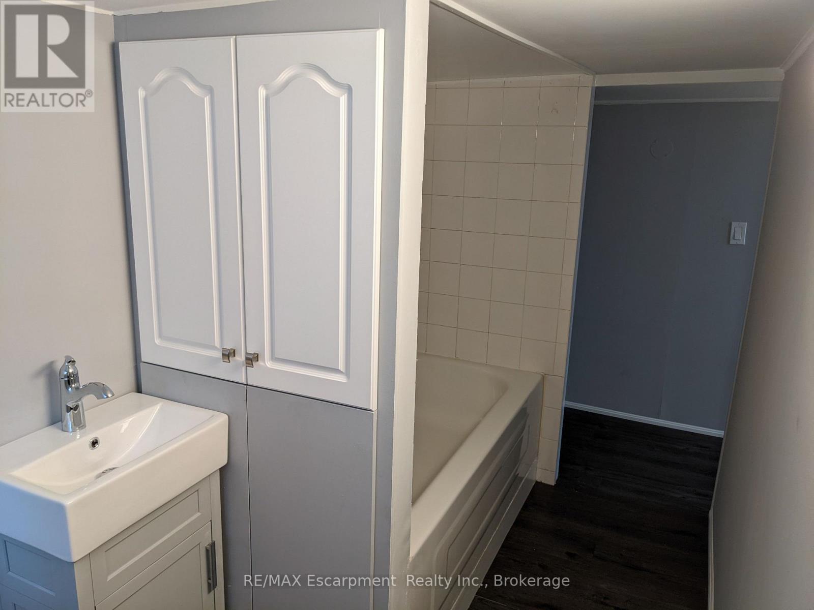 5 - 158 James Street, St. Catharines, Ontario  L2R 5C5 - Photo 7 - X13615538