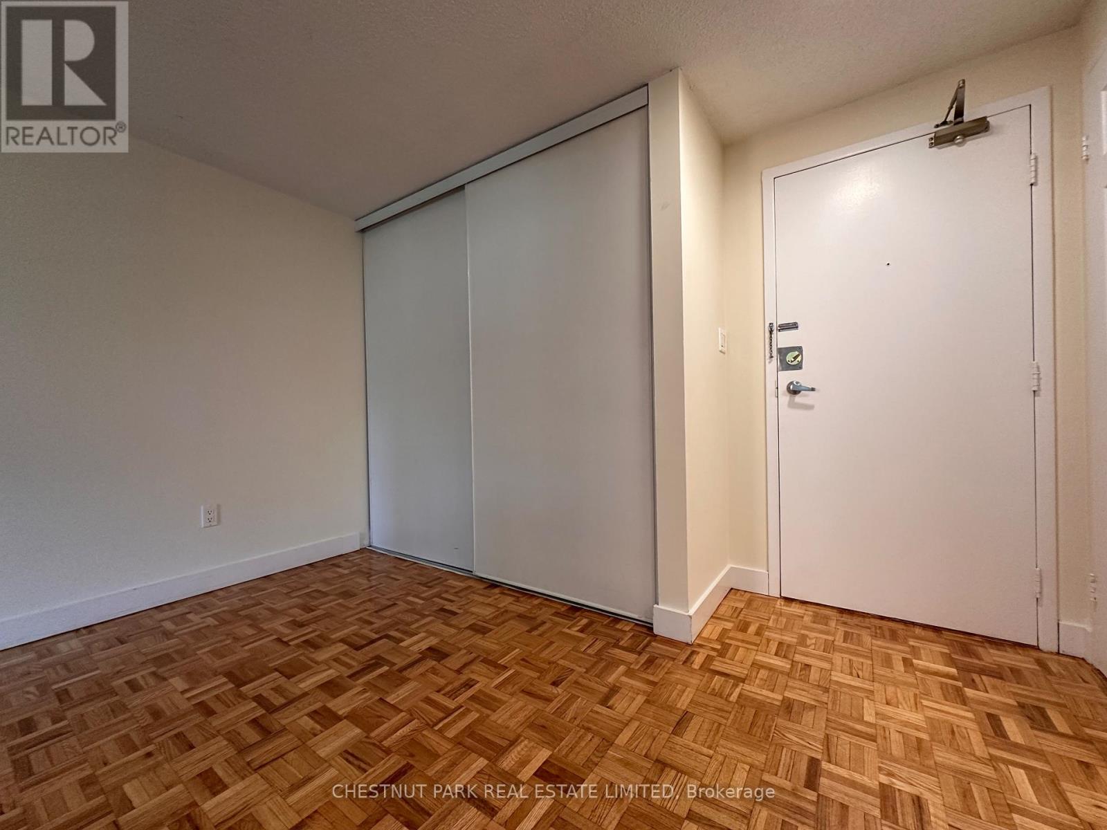 812 - 20 Saint Patrick Street, Toronto, Ontario  M5T 2Y4 - Photo 5 - C13615464