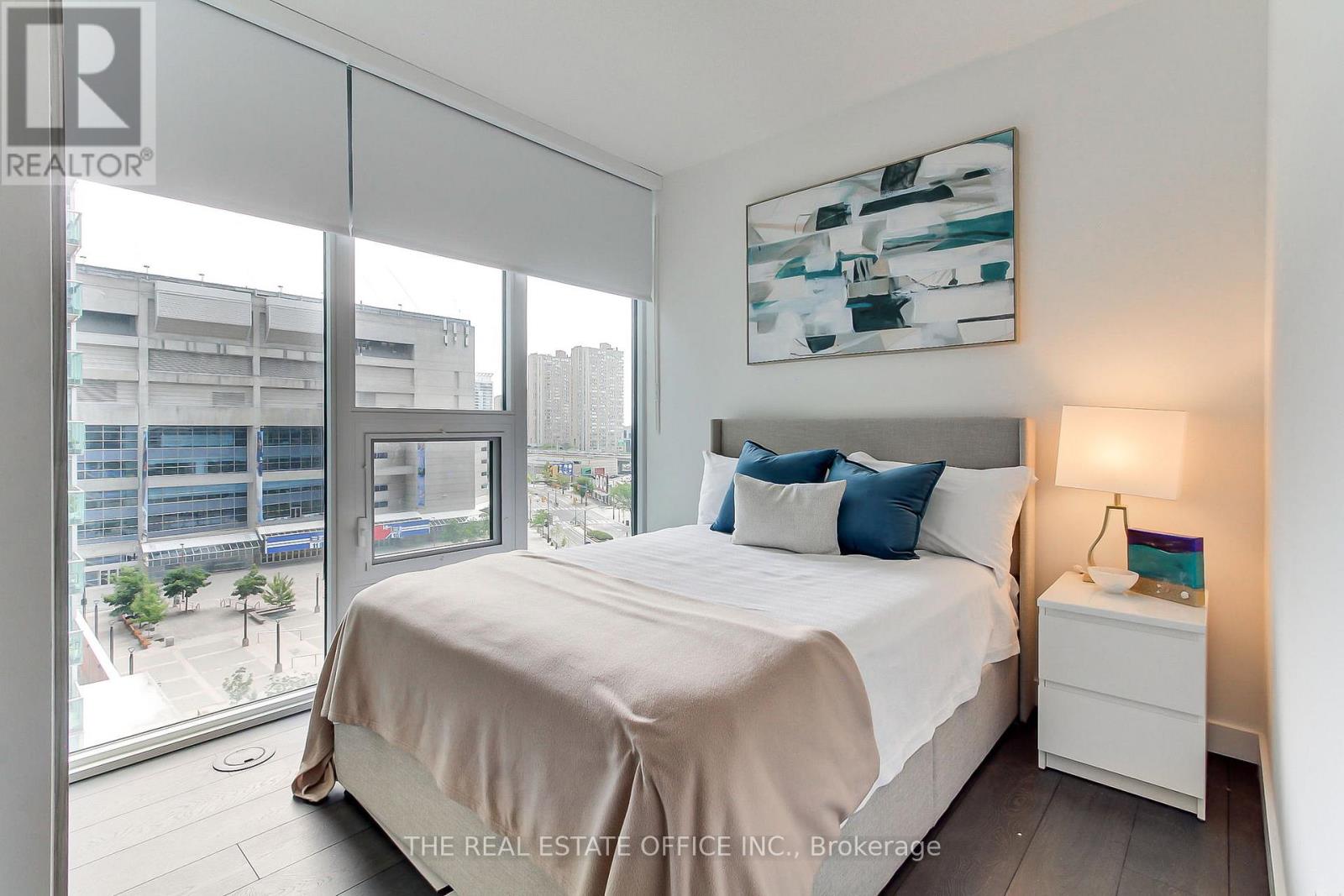 611 - 1 Concord Cityplace Way, Toronto, Ontario  M5V 0X3 - Photo 17 - C13615480