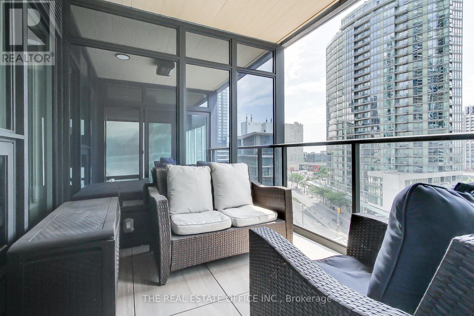 611 - 1 Concord Cityplace Way, Toronto, Ontario  M5V 0X3 - Photo 22 - C13615480