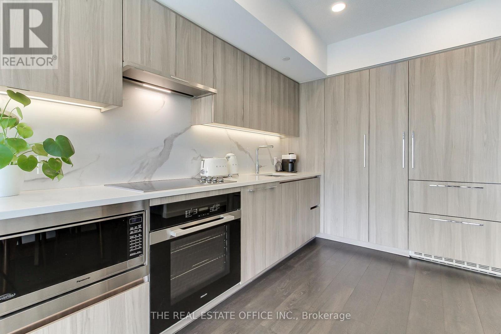 611 - 1 Concord Cityplace Way, Toronto, Ontario  M5V 0X3 - Photo 5 - C13615480