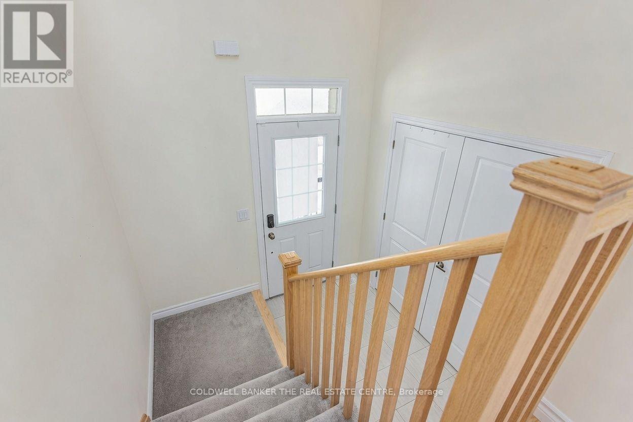 58 Atlantis Drive, Orillia, Ontario  L3V 8L4 - Photo 3 - S13611344