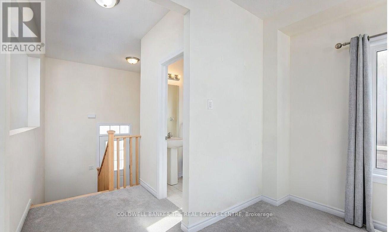 58 Atlantis Drive, Orillia, Ontario  L3V 8L4 - Photo 4 - S13611344
