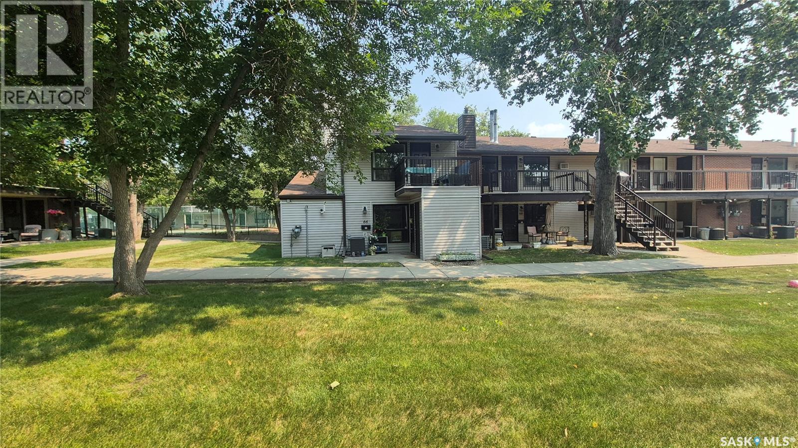 66 Gore Place, Regina, Saskatchewan  S4T 7S4 - Photo 3 - SK043836