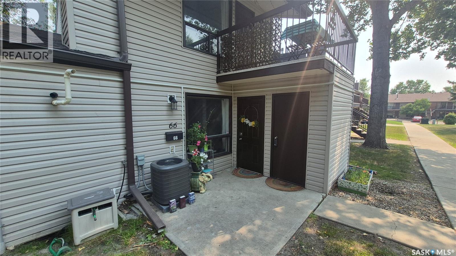 66 Gore Place, Regina, Saskatchewan  S4T 7S4 - Photo 5 - SK043836