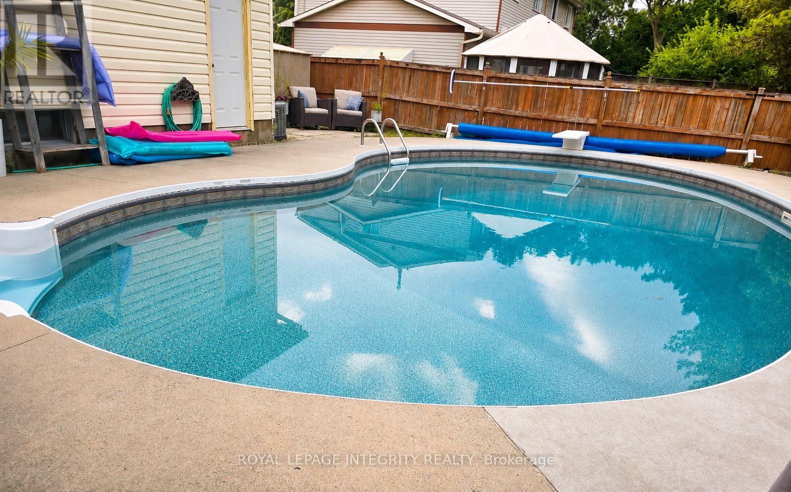 776 Vinette Crescent, Ottawa, Ontario K1E 1W9 - Photo 17 - X13615588