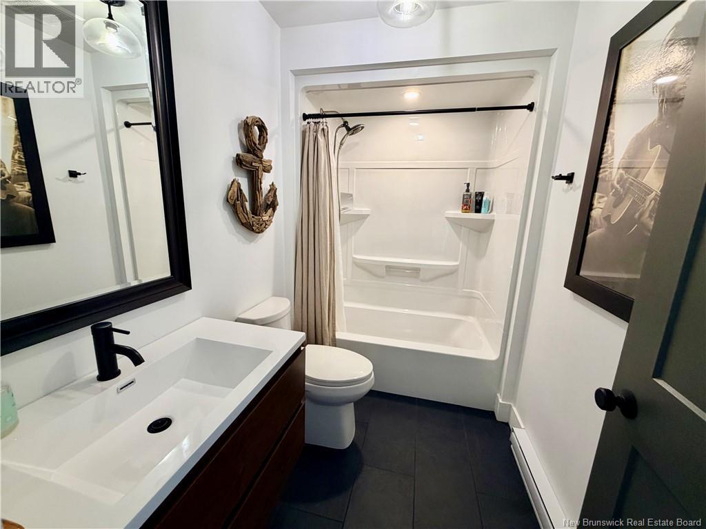 1635 Queen Elizabeth Drive, Bathurst, New Brunswick  E2A 2V7 - Photo 33 - NB144857