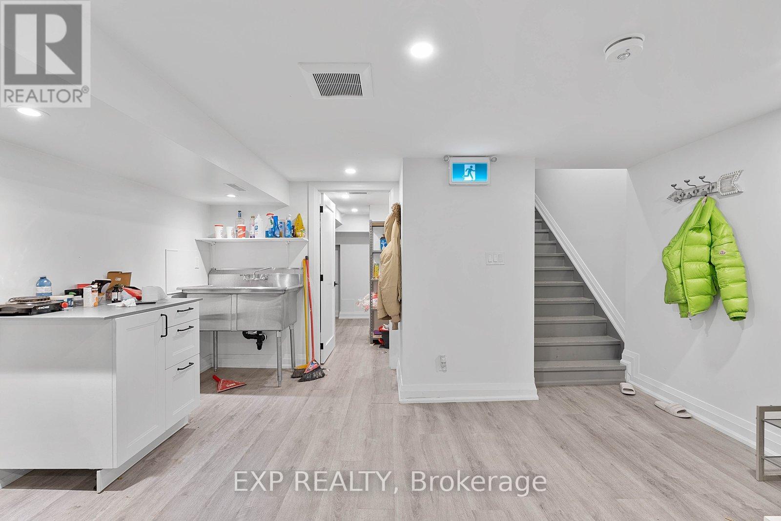 514a Evans Avenue, Toronto, Ontario  M8W 2T7 - Photo 21 - W13615554
