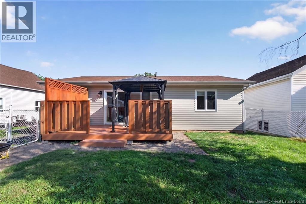 188 Gould, Dieppe, New Brunswick  E1A 1T9 - Photo 6 - NB143662