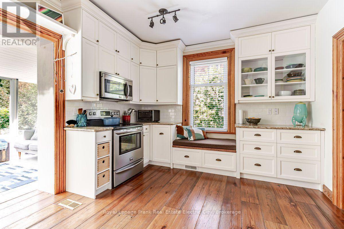 551 Weller Street, Peterborough, Ontario  K9H 2N9 - Photo 14 - X13615634