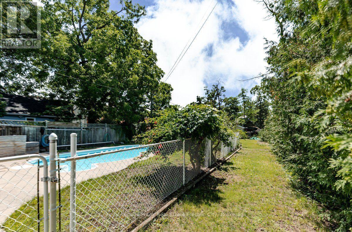551 Weller Street, Peterborough, Ontario  K9H 2N9 - Photo 44 - X13615634