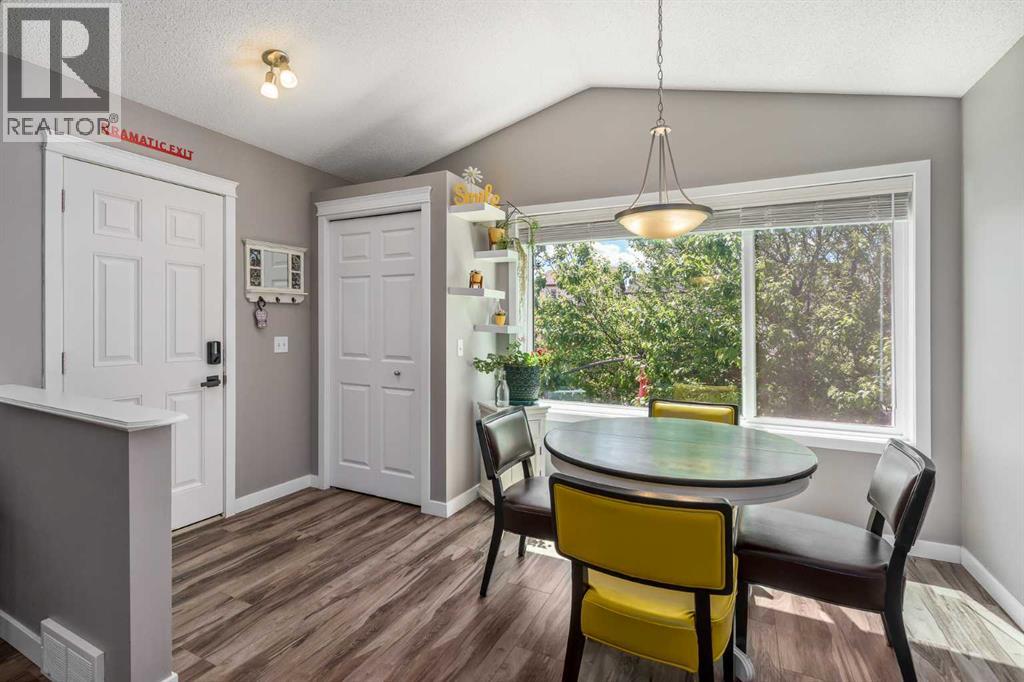 2367 Sagewood Gate SW, Airdrie, Alberta  T4B 3M7 - Photo 10 - A2319436