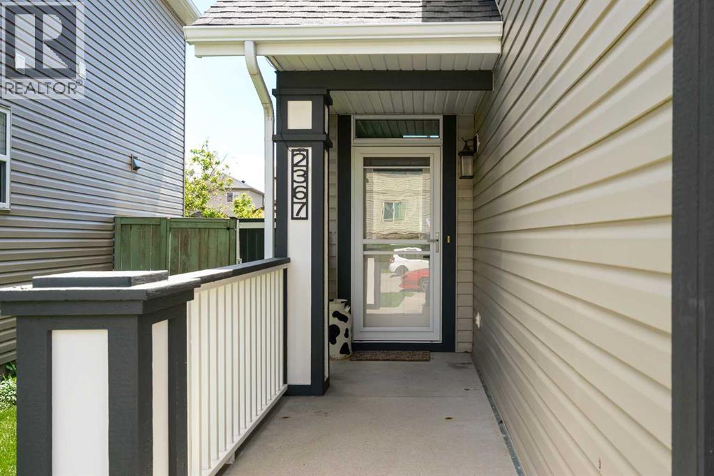 2367 Sagewood Gate SW, Airdrie, Alberta  T4B 3M7 - Photo 3 - A2319436