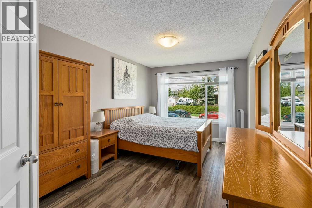 2367 Sagewood Gate SW, Airdrie, Alberta  T4B 3M7 - Photo 17 - A2319436