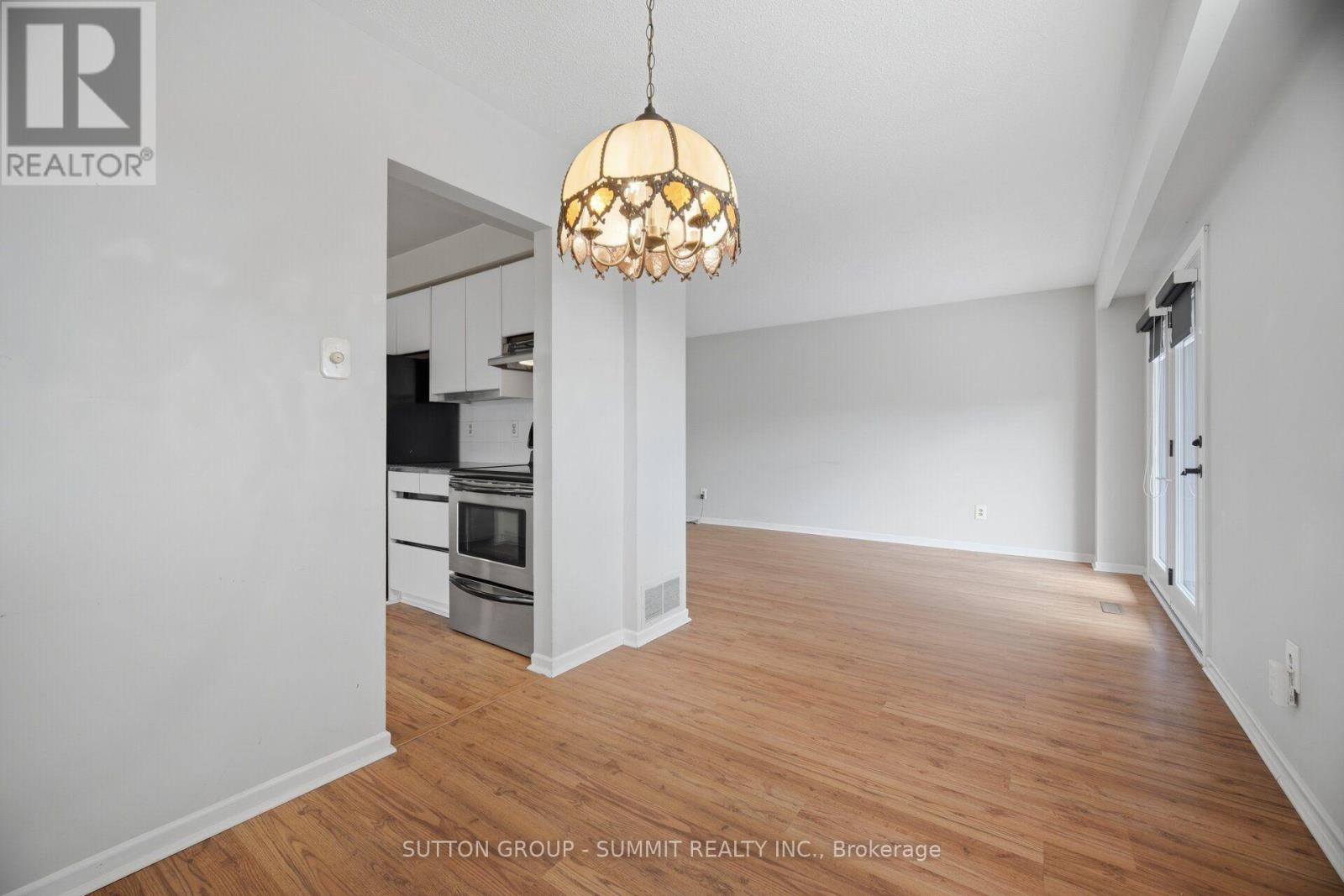 667 Green Meadow Crescent, Mississauga, Ontario  L5A 2V3 - Photo 12 - W13599036